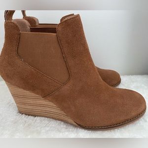 CASLON Cognac Leather Wedge Water Resistant Booties - Size 8.5 - NEW